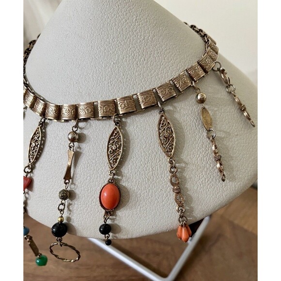 VTG 60s’ Victorian Revival Gold Tone Graduated Charm Choker Necklace Regency - Picture 3 of 12